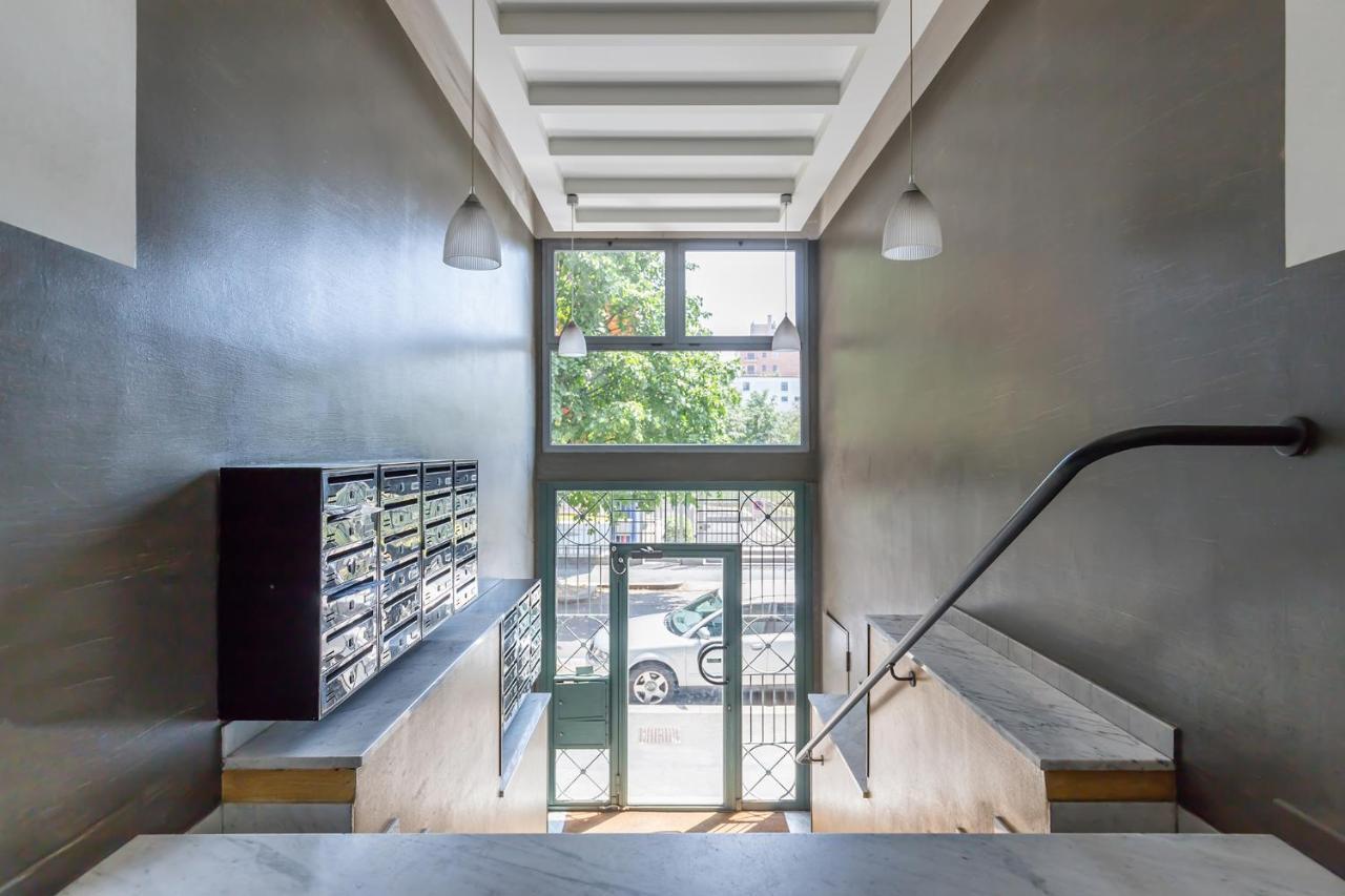ミラノ20Mins From Duomo - Renovated Apt Near City Centerアパートメント エクステリア 写真